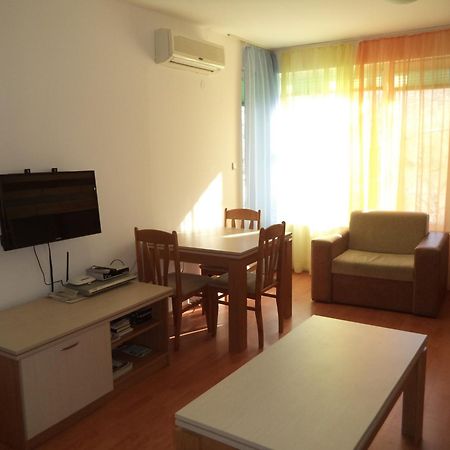 סאני ביץ' Guest Apartment Dental Space מראה חיצוני תמונה