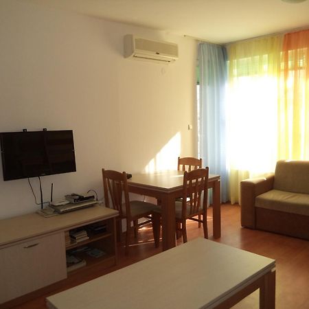 סאני ביץ' Guest Apartment Dental Space מראה חיצוני תמונה